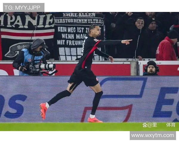 英超积分榜:曼联跌至第9位,球迷质疑索尔斯克亚执教水平